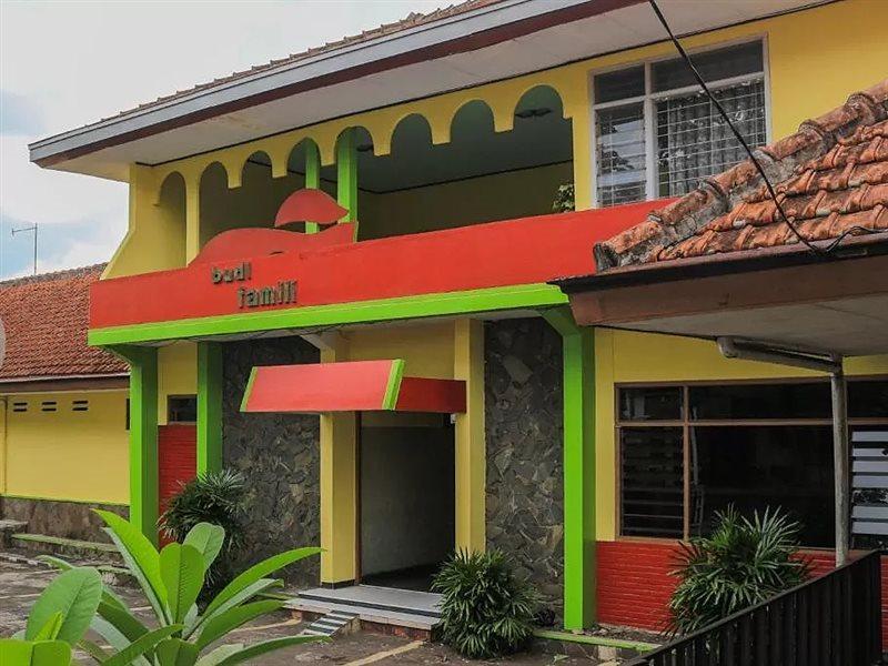 Oyo Life 1708 Hotel Budi Famili 1 Syariah Ciamis Exteriér fotografie